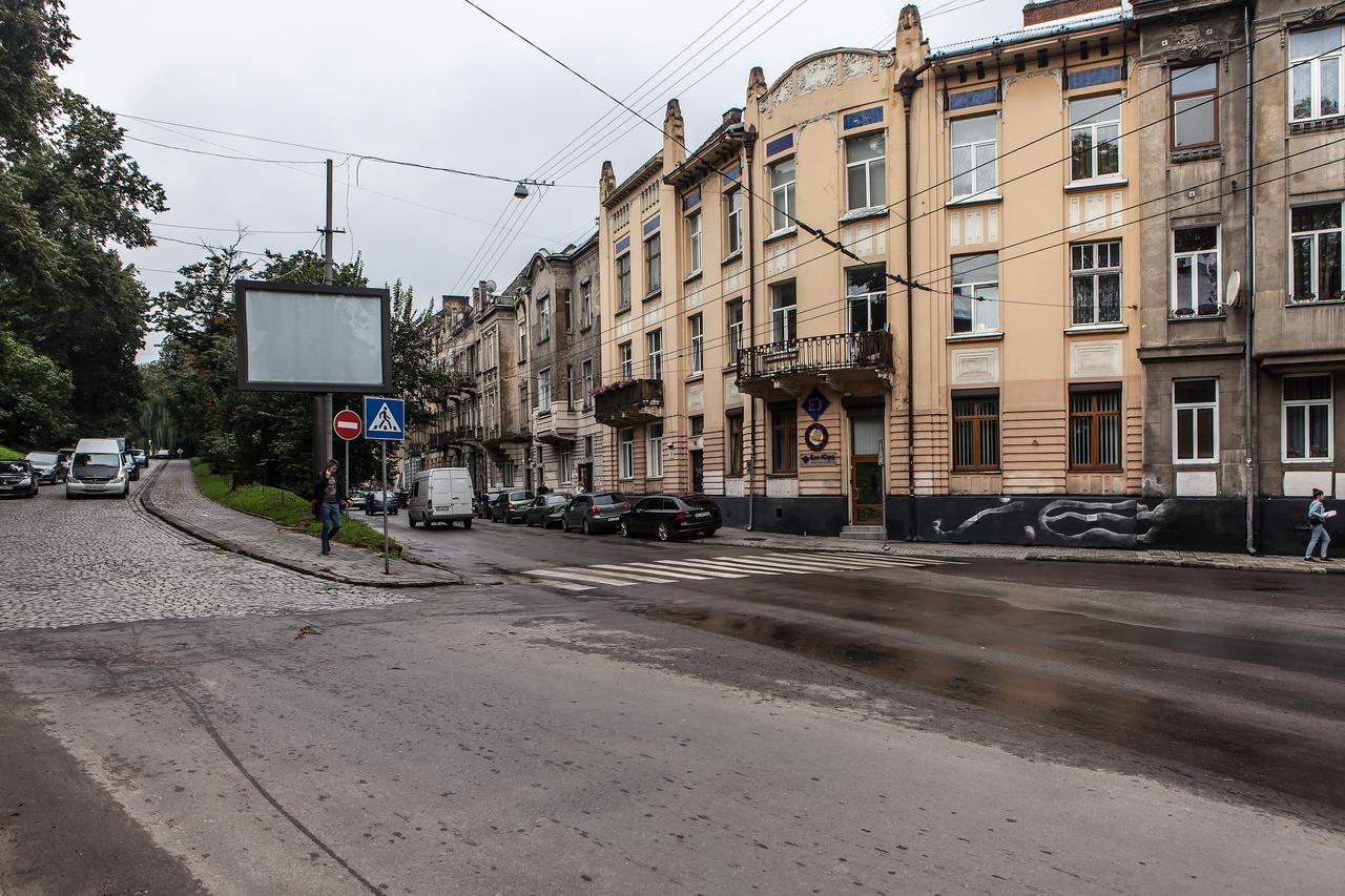 Apartment On Rustaveli Lviv Dış mekan fotoğraf